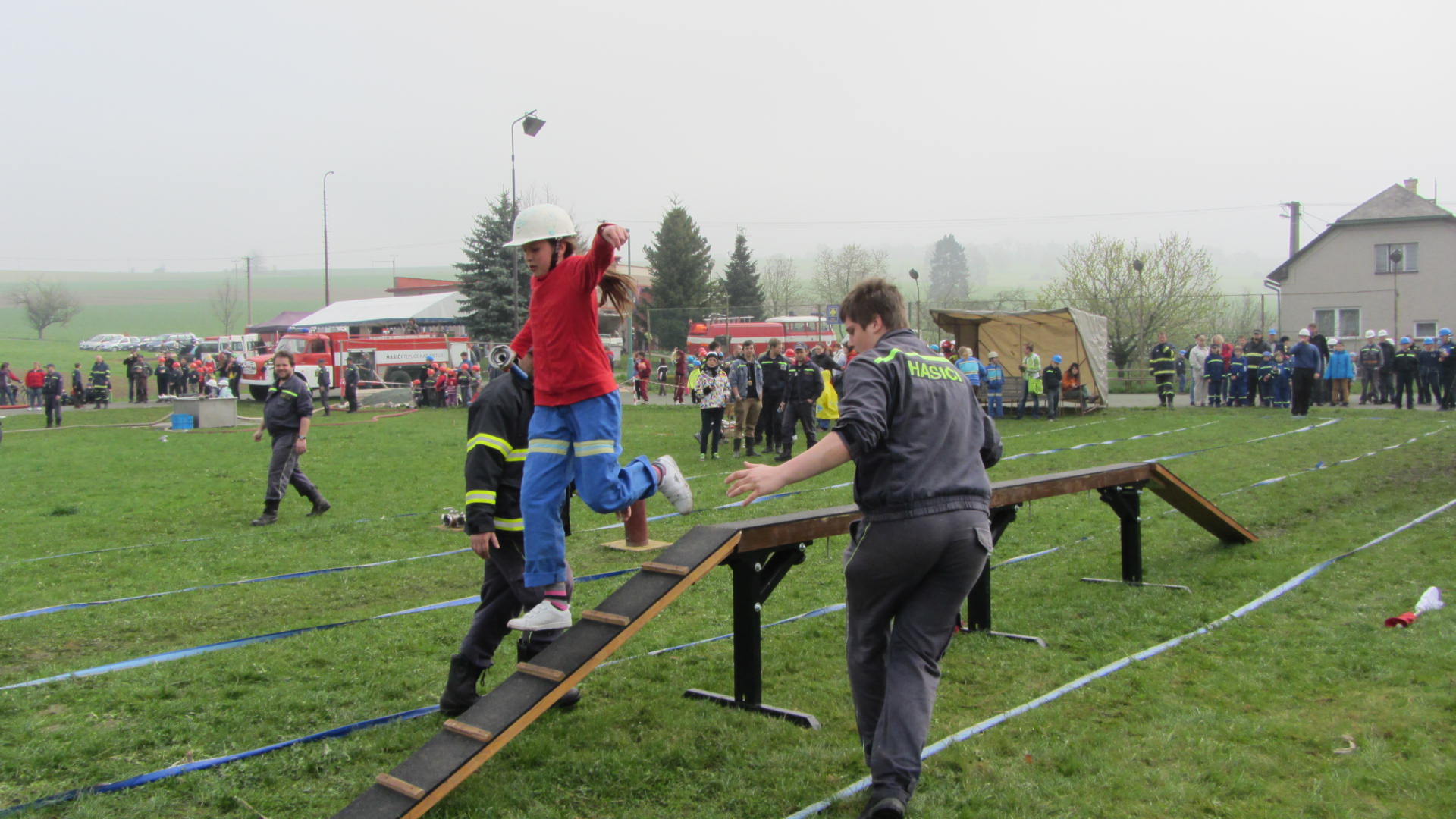 Plamen2013-30 ročník 051